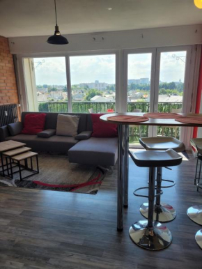 Appartement proche Espace Anjou